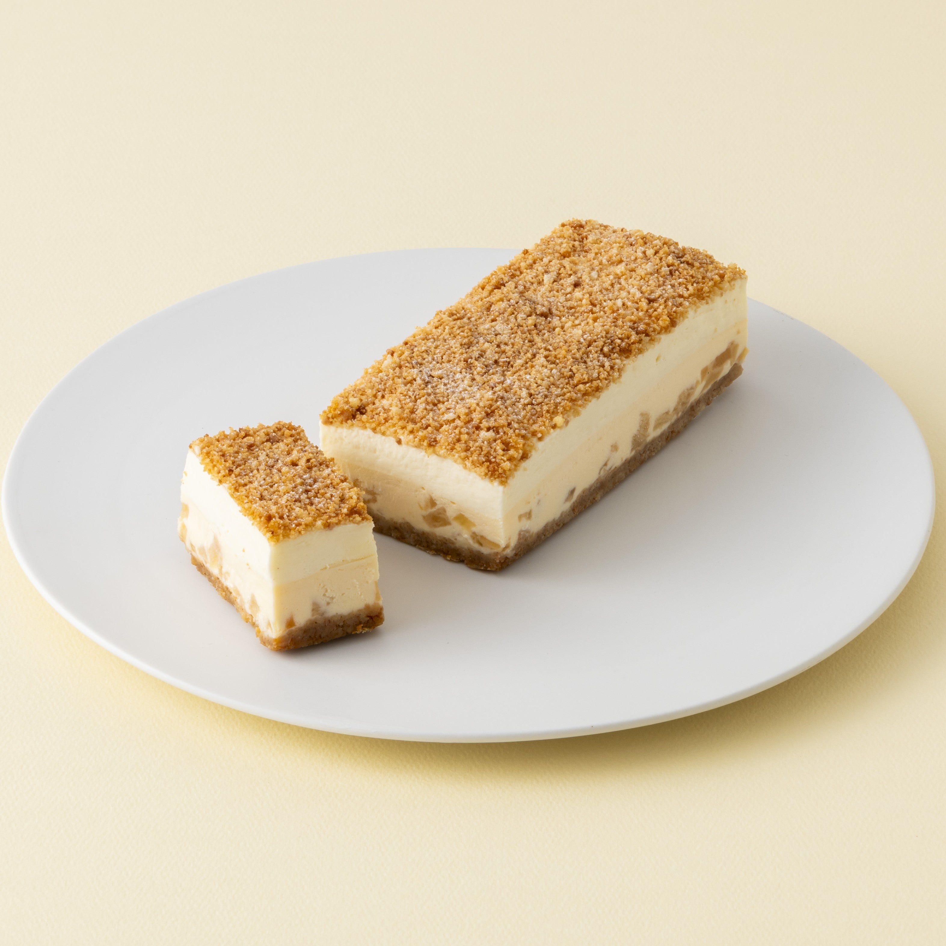 「MAIN CREAM / 重なり」