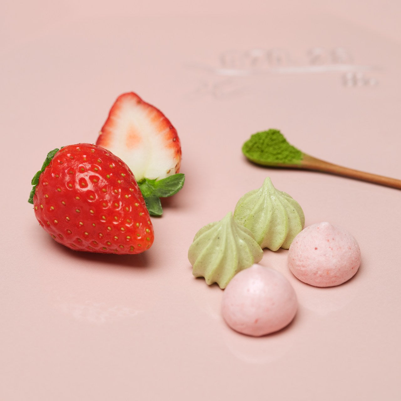 季節の一缶「Cheesy Pocheコゲカン 苺&抹茶」