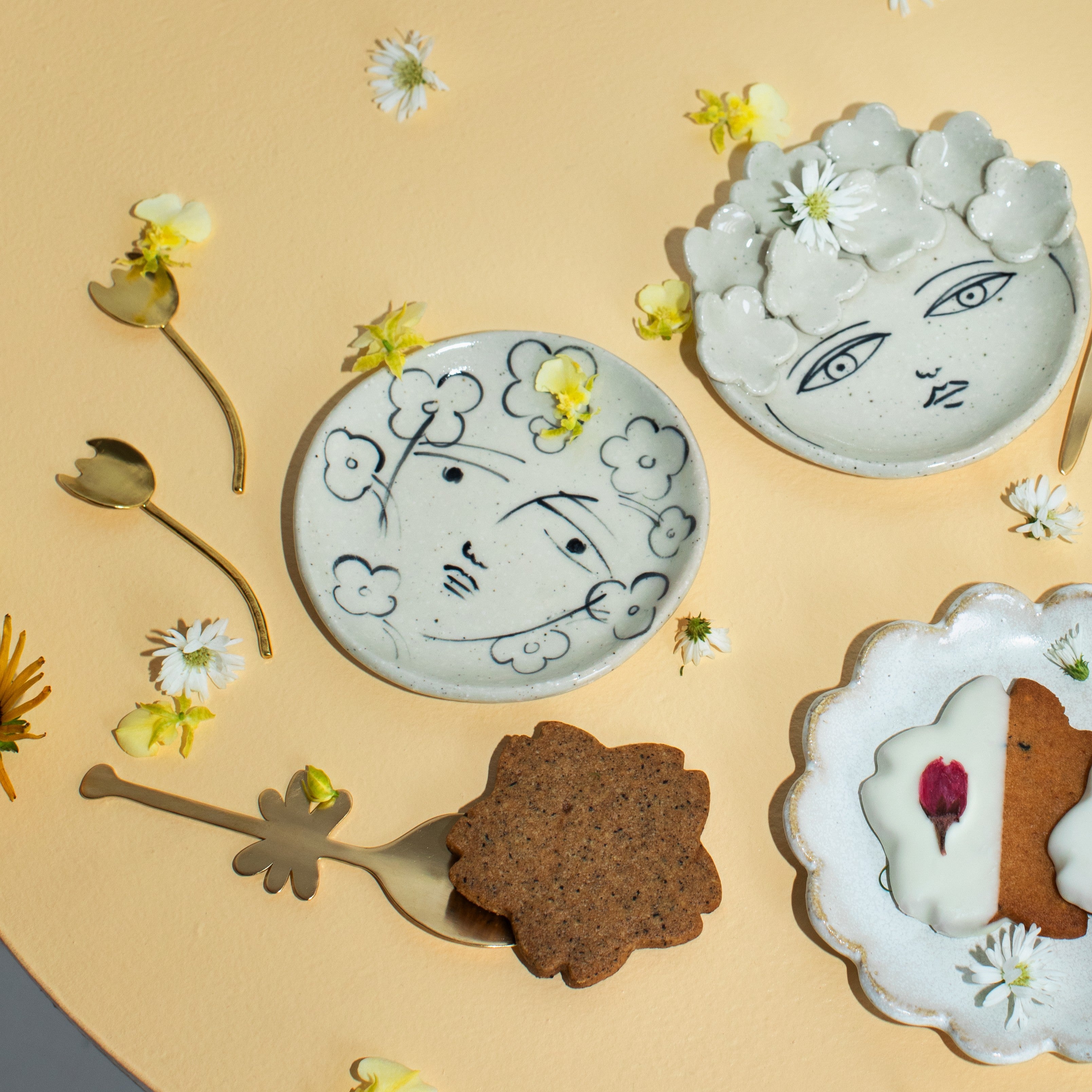 【セット商品】「 花咲く彩りサブレ＆花咲く小皿3枚のセット」