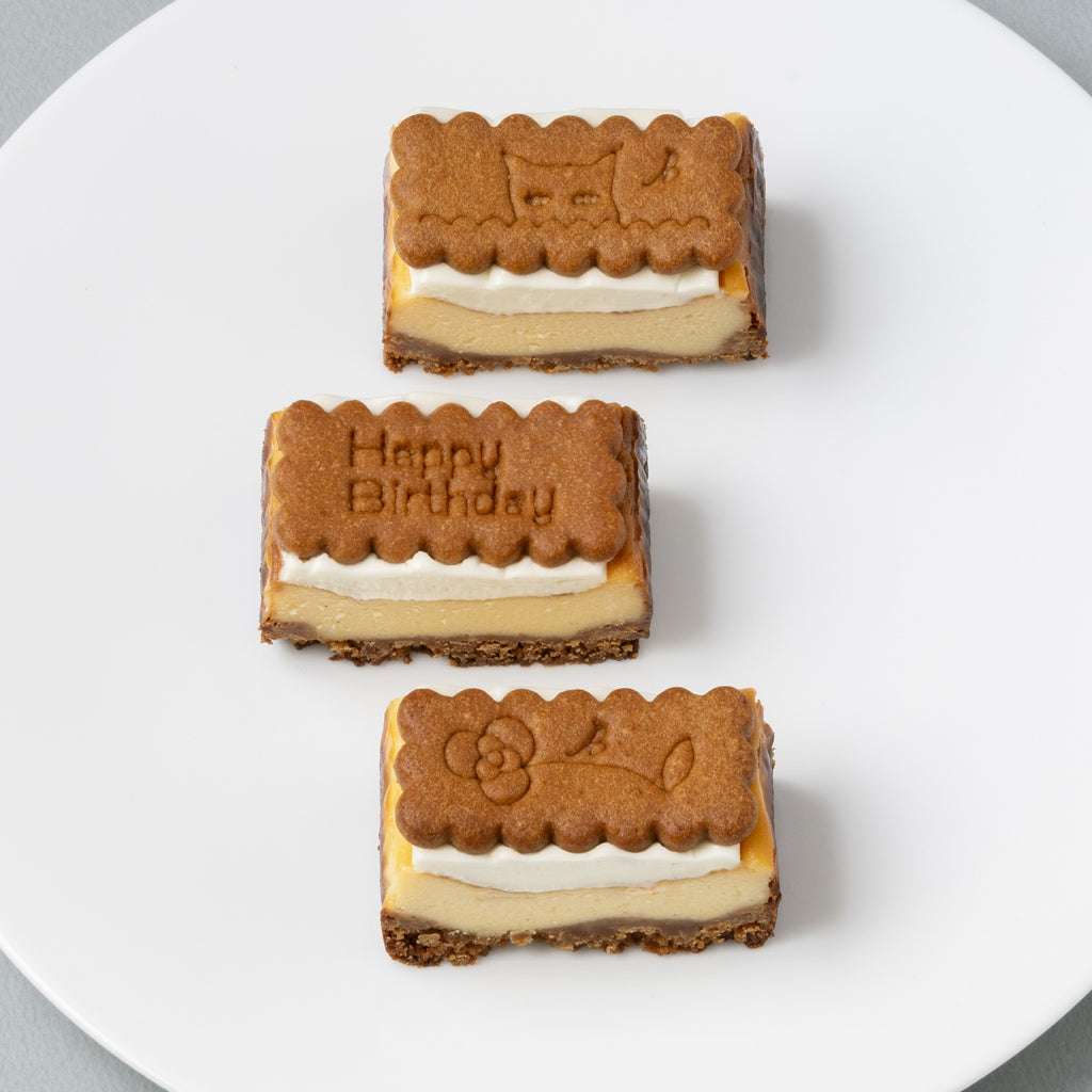 バースデーケーキ「BISCAKE BIRTHDAY 3カット入りC」