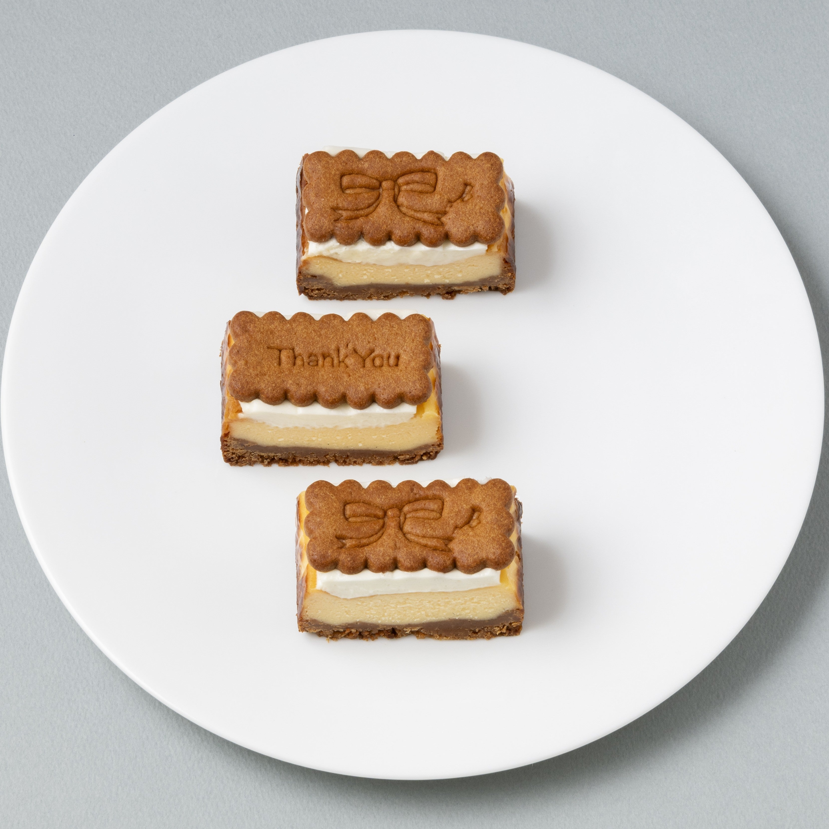 「BISCAKE 3カット入り ThankYou」リボン 1カット /ThankYou 1カット/リボン 1カット