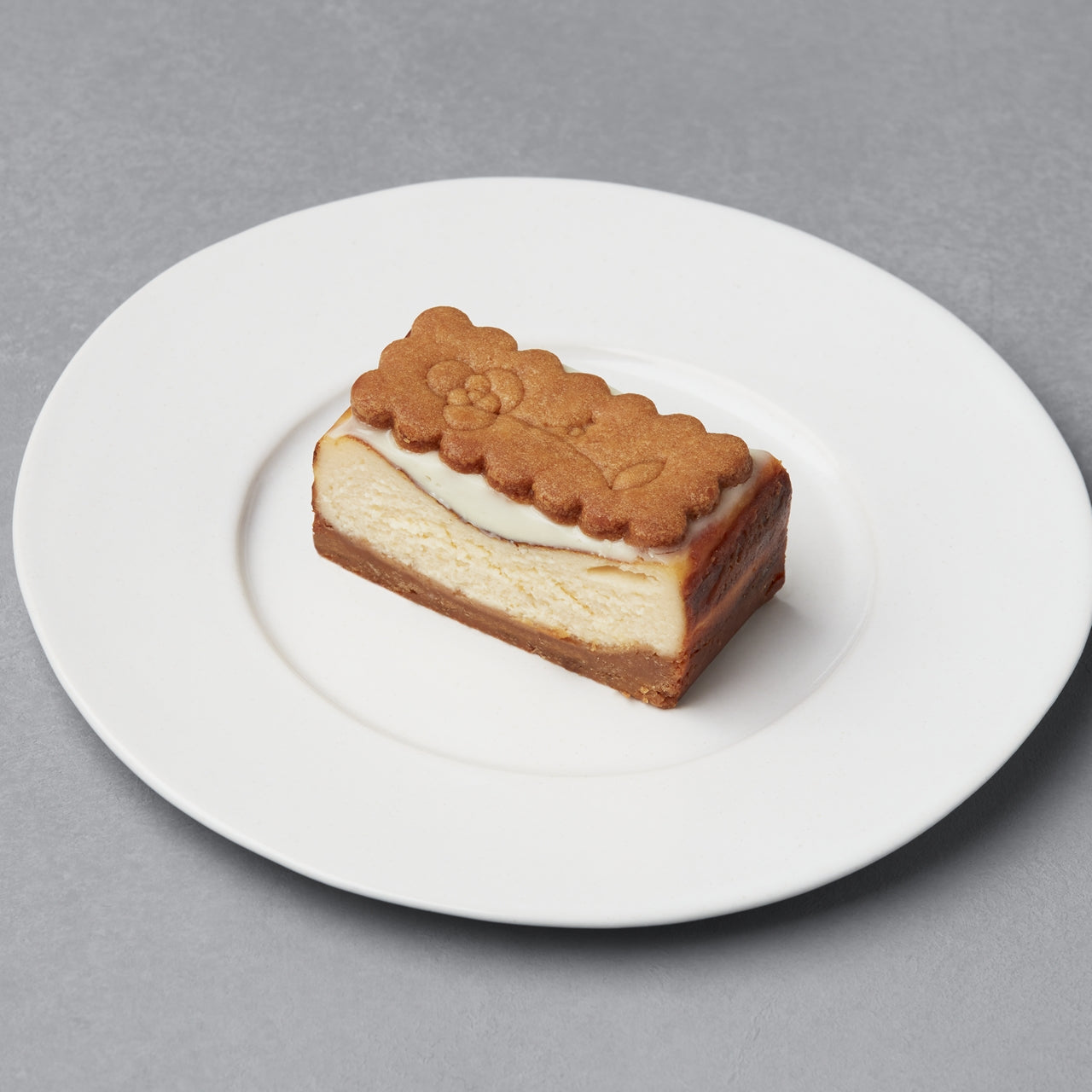 「BISCAKE（ビスケイク）ThankYou」3カット入り ＜内訳＞ねこ 1カット /ThankYou 1カット/お花 1カット