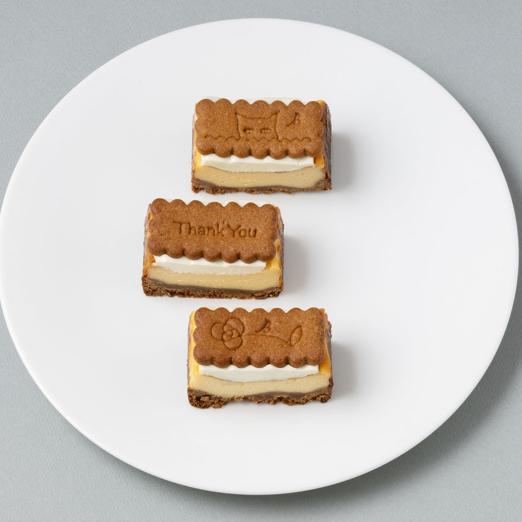 「BISCAKE（ビスケイク）ThankYou」3カット入り ＜内訳＞ねこ 1カット /ThankYou 1カット/お花 1カット
