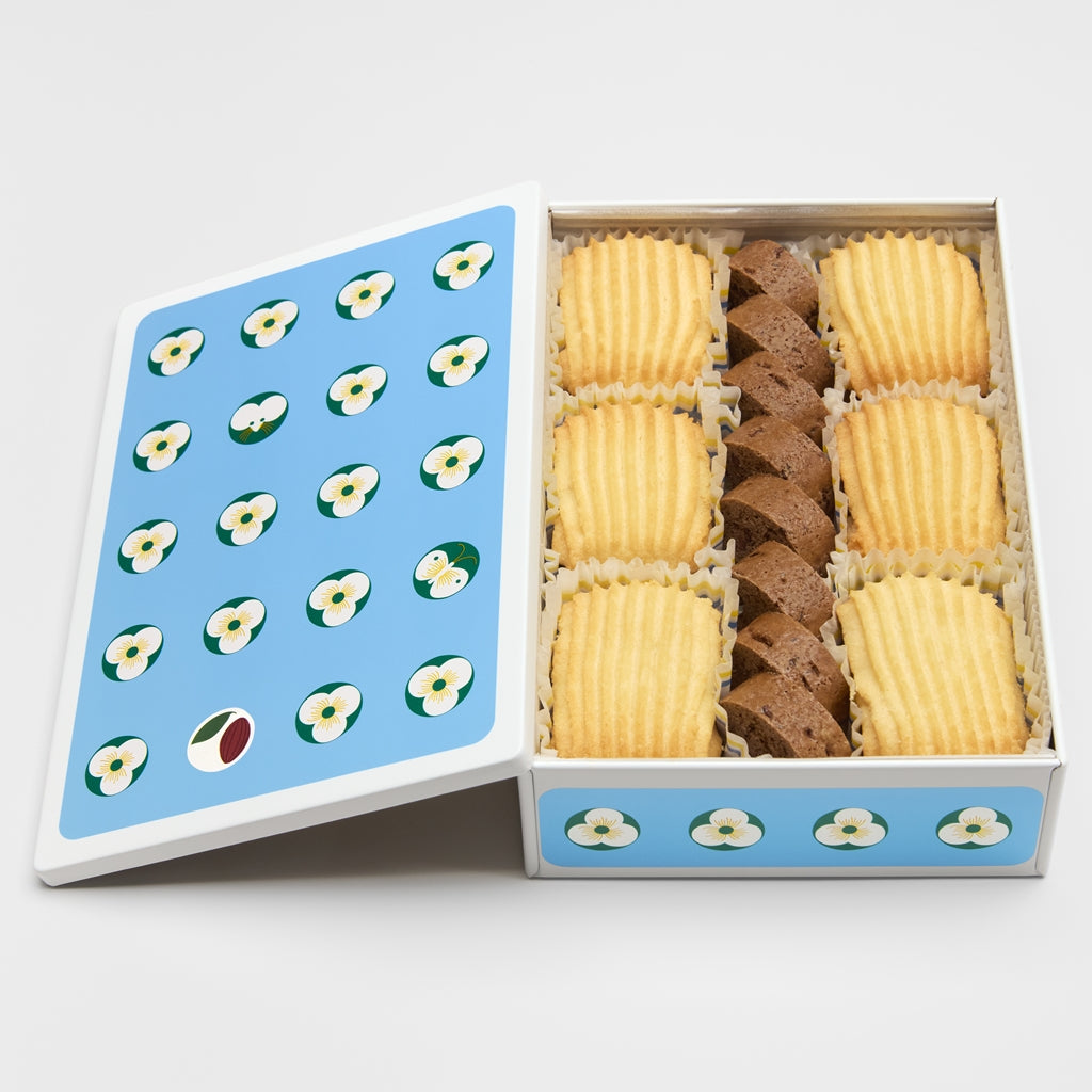 「3色のショコラ缶セット」【黄色缶】「CheesyPoche レモンハーモニー・ショコラ」【空色缶】「ショコラカントゥッチーニ缶」【コゲカン】「Cheesy Pocheショコラ＆ラズベリーメレンゲ」